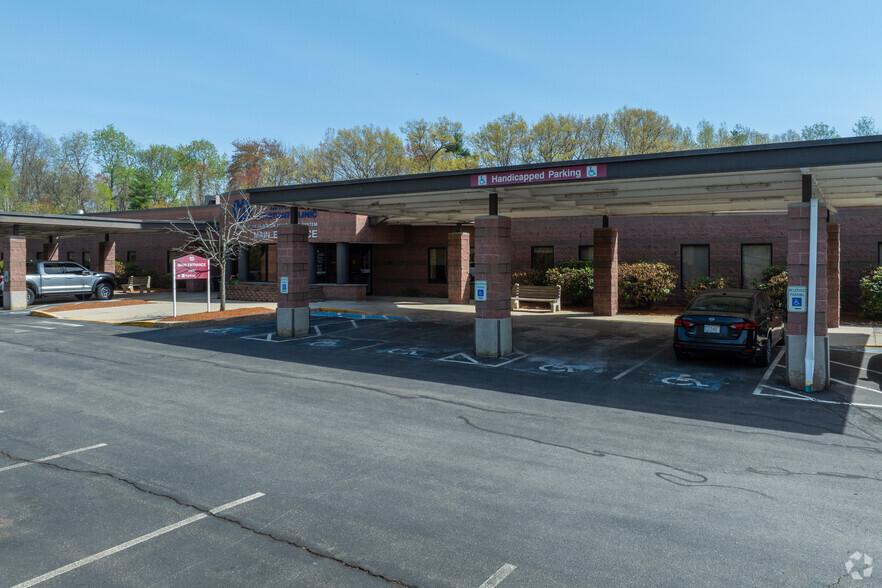 122 Marshall Rd, Lowell, MA for sale - Building Photo - Image 2 of 5