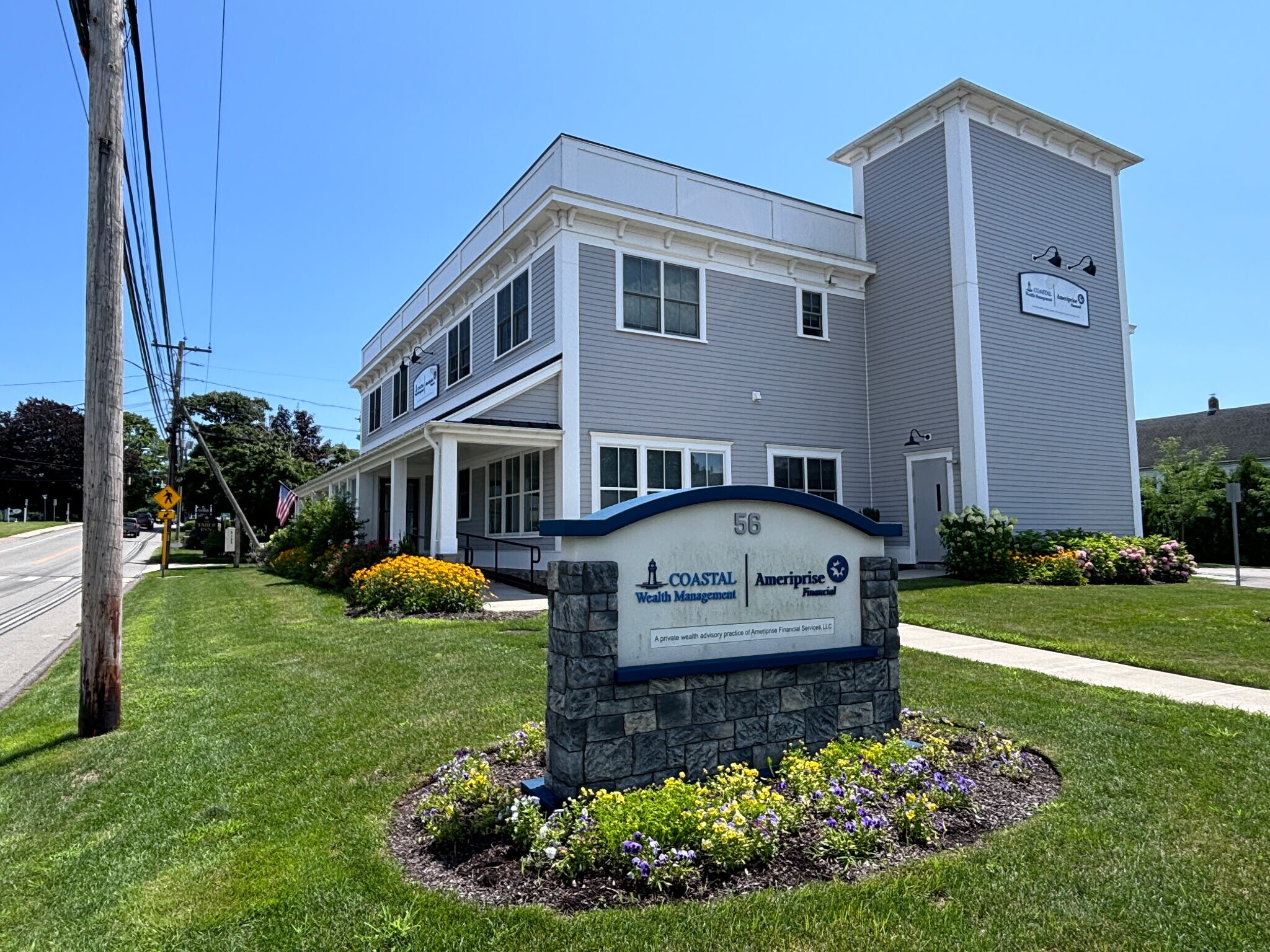 56 Williams Ave, Mystic, CT à vendre Photo du bâtiment- Image 1 de 13
