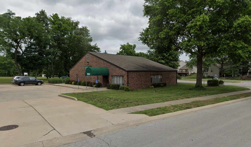 2920 NE 60th St, Gladstone, MO for sale - Building Photo - Image 2 of 2