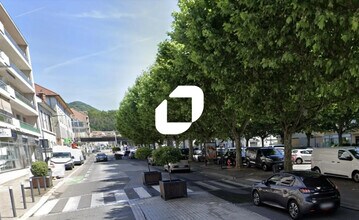 30 Cours Becquart Castelbon, Voiron, ISE - AERIAL  map view