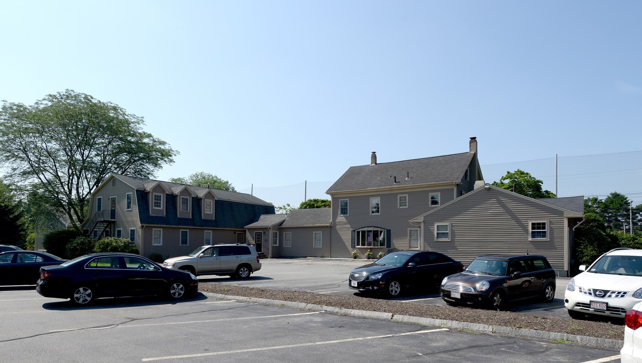 693 E Central St, Franklin, MA à louer Photo du bâtiment- Image 1 de 12