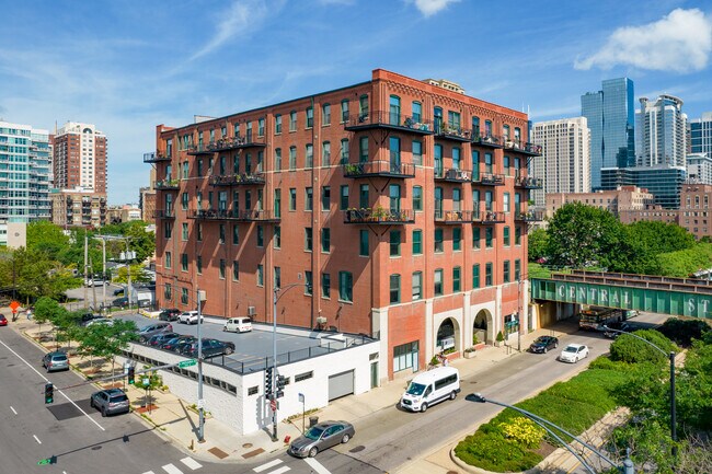 Plus de détails pour 1550 S Indiana Ave, Chicago, IL - Bureau, Bureau/Commerce de détail à louer