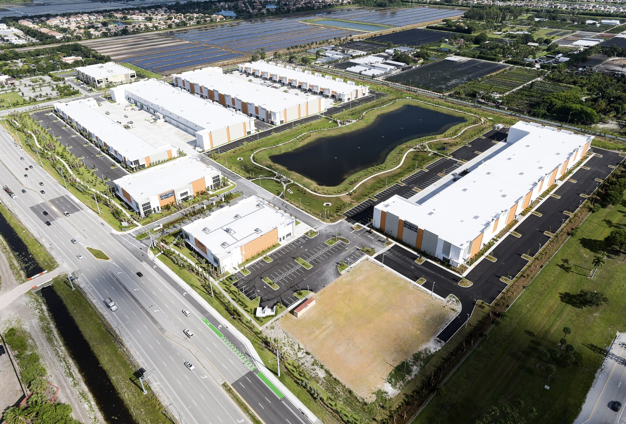 8289 Boynton Beach Blvd, Boynton Beach, FL à louer Photo intérieure- Image 1 de 5