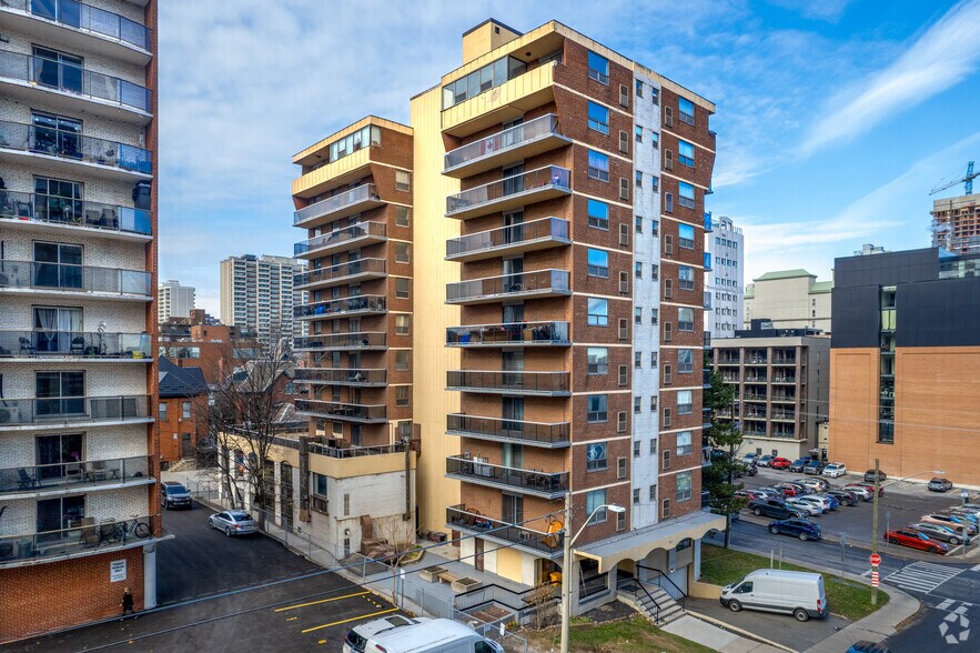 150 Hughson St S, Hamilton, ON for lease - Primary Photo - Image 1 of 30