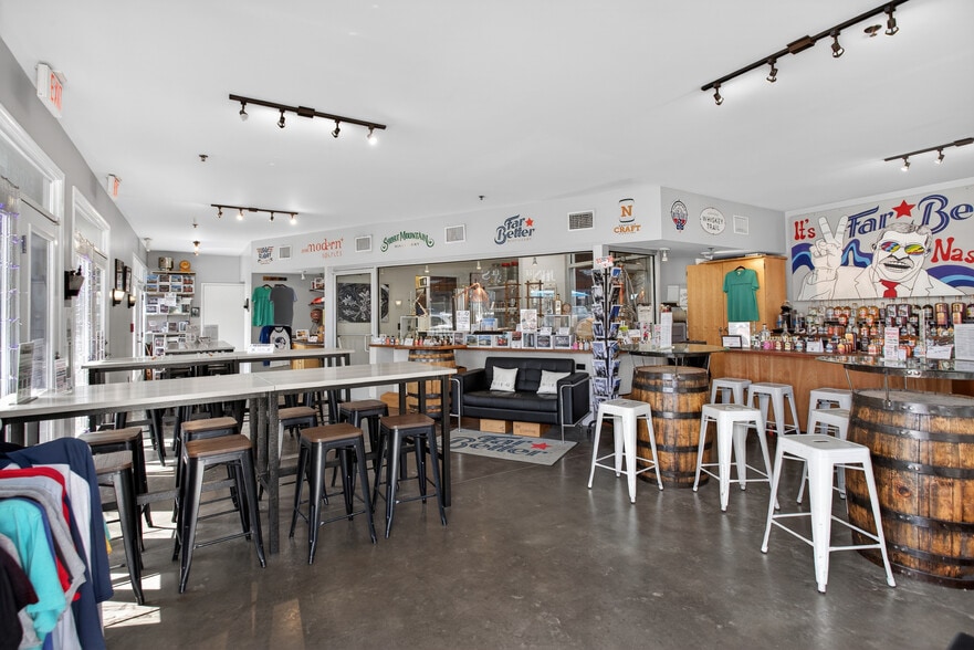 330 Harrison St, Nashville, TN for sale - Building Photo - Image 2 of 4