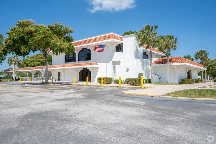 990-1000 N Federal Hwy, Boca Raton, FL à louer - Photo du bâtiment - Image 3 de 36