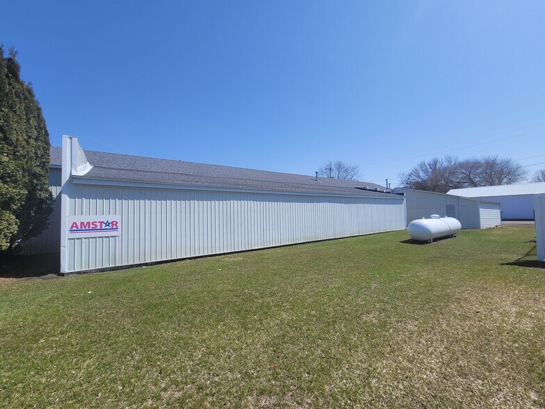 153 Main St, Bowlus, MN à vendre - Photo du bâtiment - Image 3 de 31