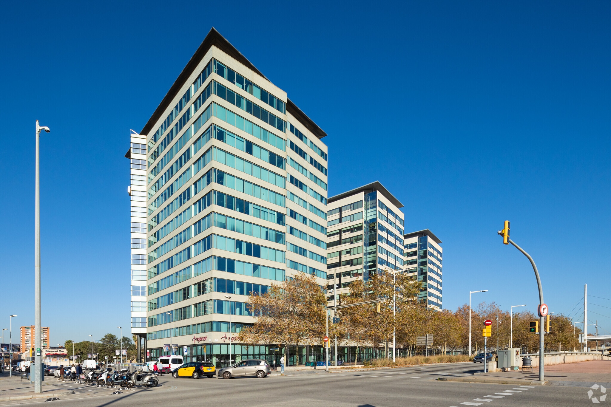 Carrer de Josep Pla, 2, Barcelona, Barcelona for lease Building Photo- Image 1 of 9