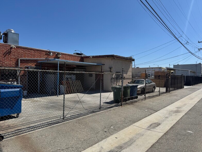 2924 W Valley Blvd, Alhambra, CA à vendre - Photo du bâtiment - Image 3 de 5