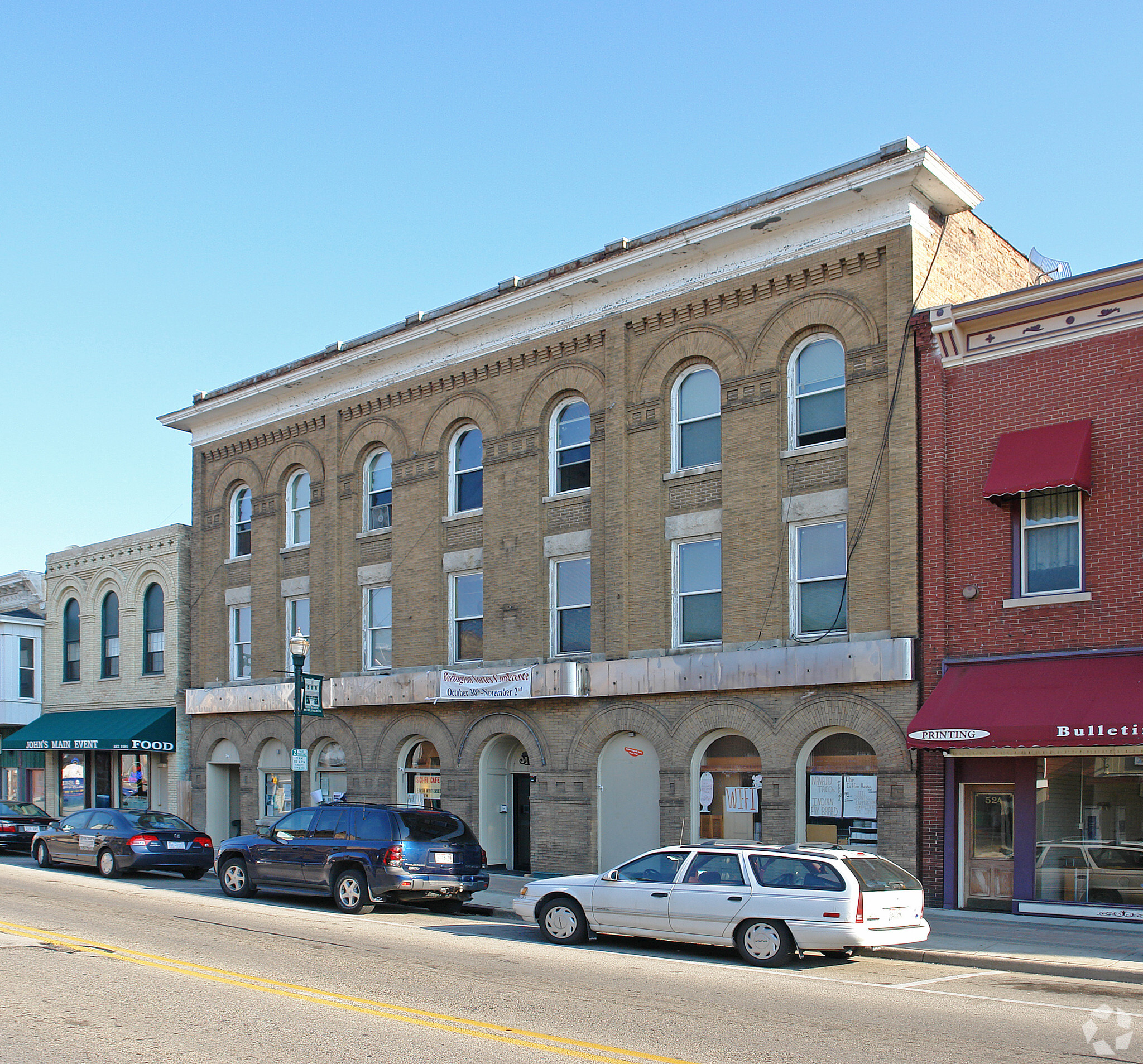 532 Pine St, Burlington, WI à vendre Photo principale- Image 1 de 1