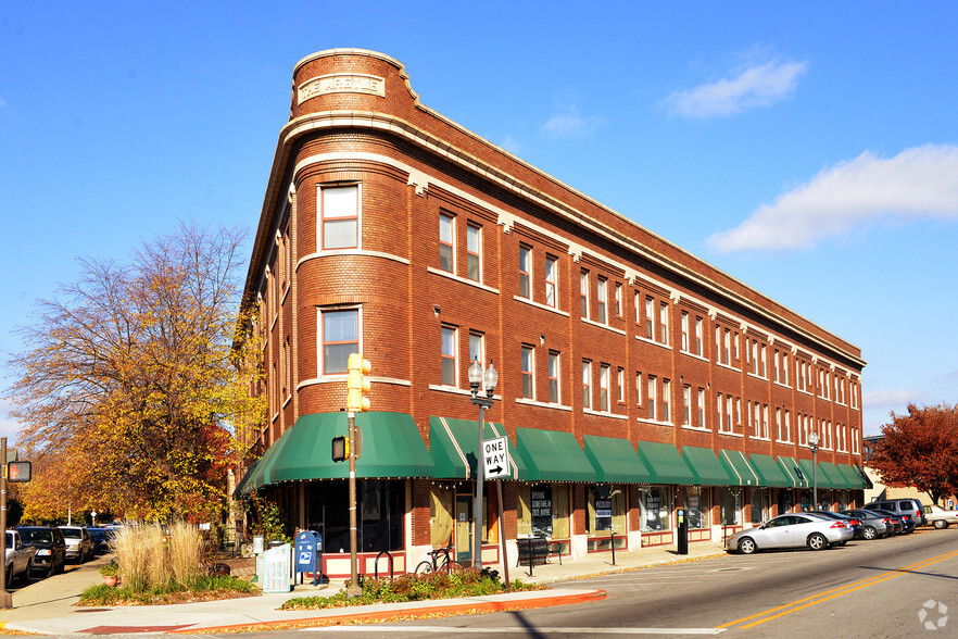 600-615 N Massachusetts Ave, Indianapolis, IN à louer - Photo principale - Image 1 de 24