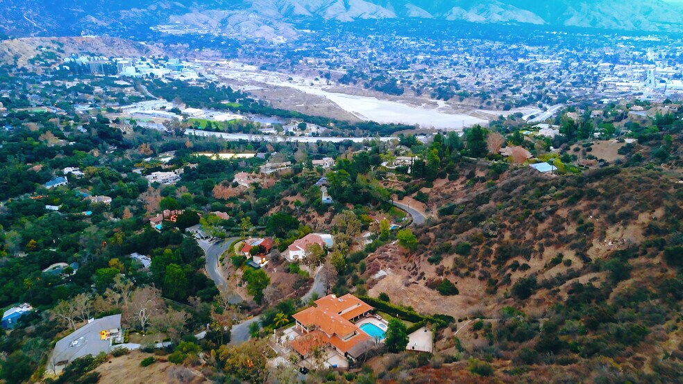 520 Haverstock Rd, La Cañada Flintridge, CA for sale - Primary Photo - Image 1 of 12