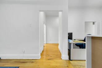 822-824 Av Montréal, Montréal, QC for lease Interior Photo- Image 2 of 16