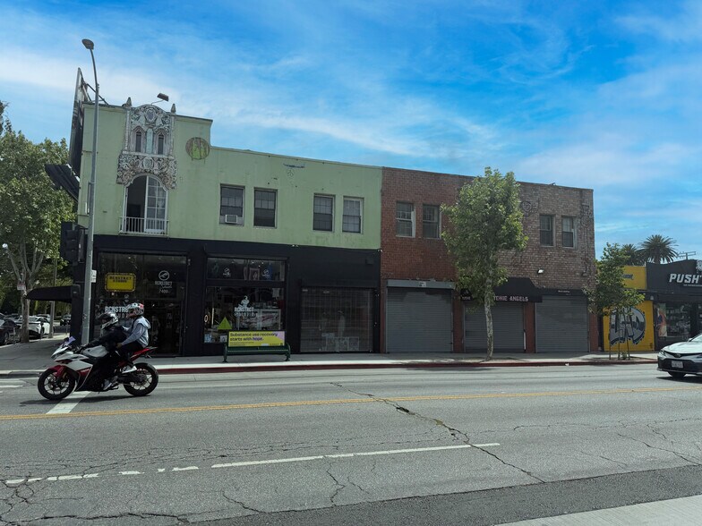 7406 Melrose Ave, Los Angeles, CA à louer - Photo du bâtiment - Image 2 de 14