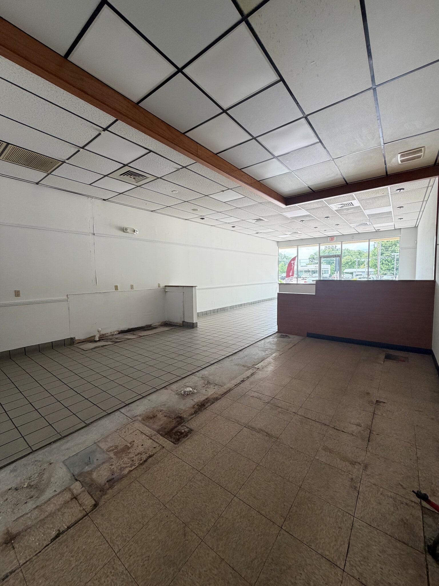 1505-1515 S Cannon Blvd, Kannapolis, NC for lease Interior Photo- Image 1 of 9
