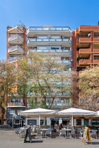More details for Passeig De Sant Antoni, 25-27, Barcelona - Retail for Lease