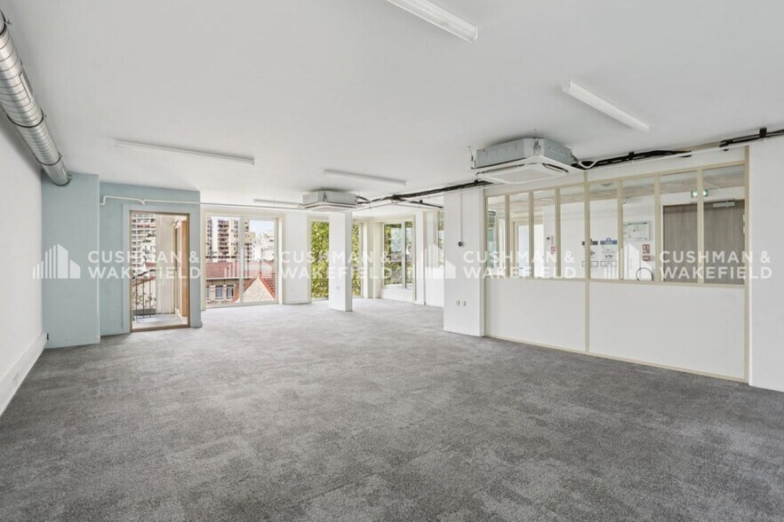77 Rue Jean Bleuzen, Vanves à vendre - Photo du bâtiment - Image 3 de 14