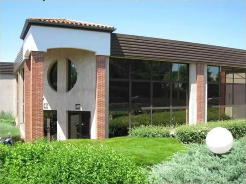 18 Avenue Charles De Gaulle, Balma à louer - Photo du bâtiment - Image 2 de 11