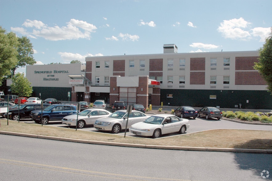 190 W Sproul Rd, Springfield Township, PA à vendre - Photo du bâtiment - Image 3 de 4