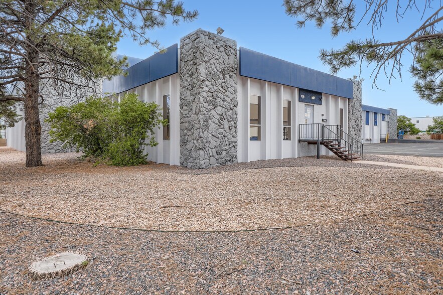 4525 Ironton St, Denver, CO à vendre - Photo du bâtiment - Image 2 de 7