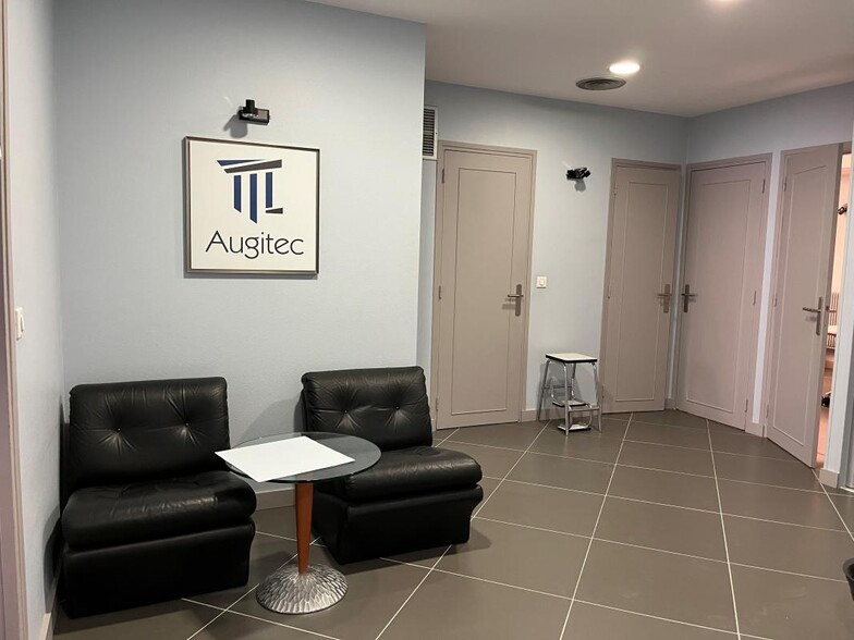 5 Rue Plumet, Paris à louer - Photo intérieure - Image 3 de 9