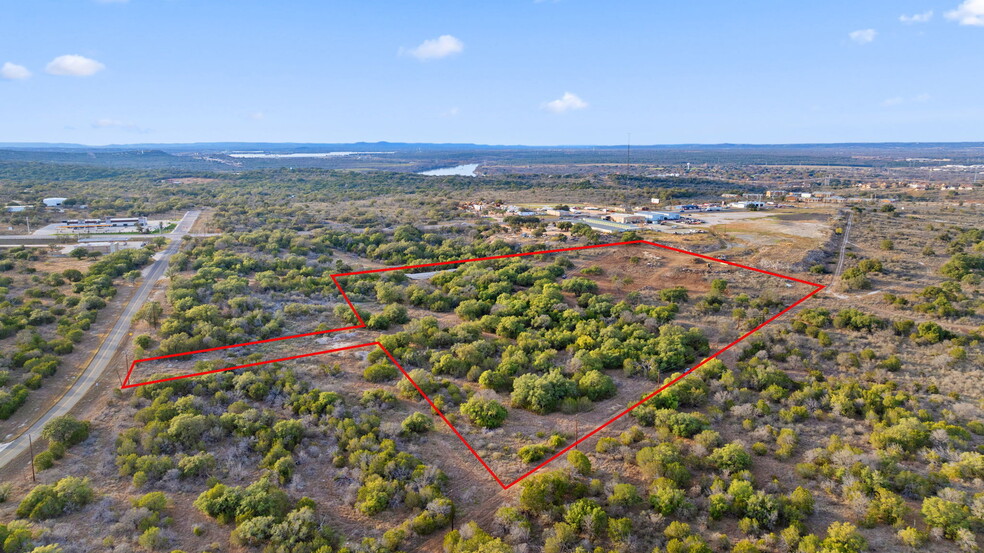 TBD E FM 2147, Marble Falls, TX à vendre - Photo du bâtiment - Image 1 de 15