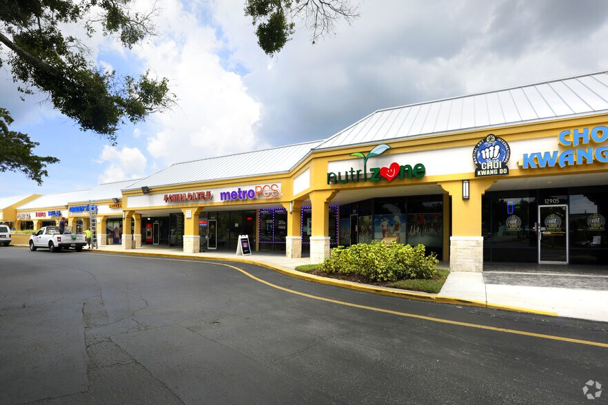 12887-12987 Walsingham Rd, Seminole, FL for lease - Building Photo - Image 2 of 10