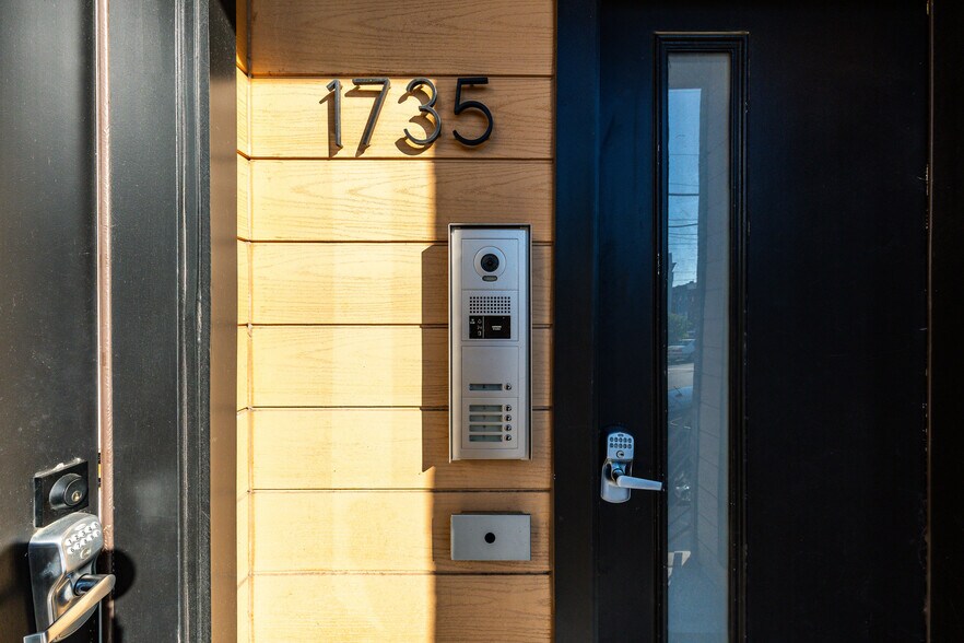 1735 S 23rd St, Philadelphia, PA à vendre - Photo du bâtiment - Image 2 de 81