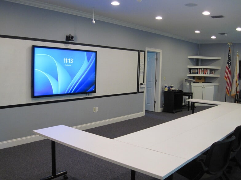 8825 Perimeter Park Blvd, Jacksonville, FL for sale - Interior Photo - Image 3 of 8