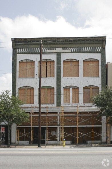 408-410 Martin Luther King Jr Blvd, Savannah, GA for lease - Building Photo - Image 2 of 106