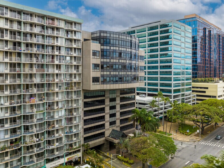 1601 Kapiolani Blvd, Honolulu, HI à louer - Photo du bâtiment - Image 2 de 8