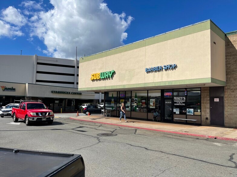 98-1277 Kaahumanu St, Aiea, HI à louer - Photo du bâtiment - Image 2 de 4