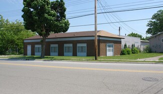 Plus de détails pour 2000 Turner St, Lansing, MI - Industriel à vendre