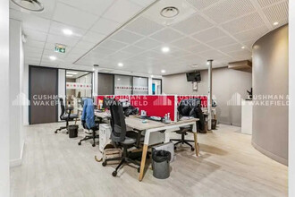 143 Rue De Saussure, Paris for lease Building Photo- Image 2 of 12