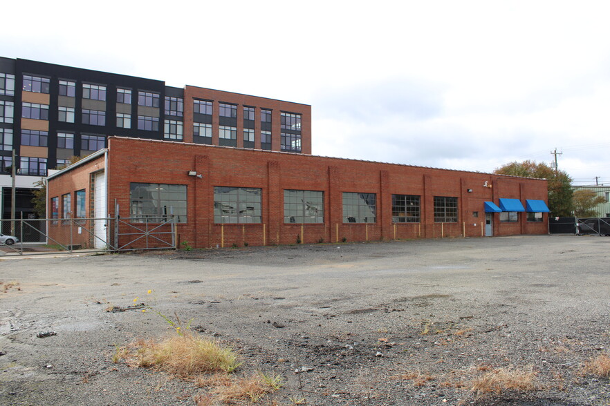 1701-1705 Roseneath Rd, Richmond, VA for lease - Building Photo - Image 3 of 12