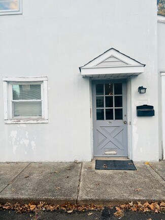 Plus de détails pour 708 Willow St, Southampton, PA - Bureau à louer