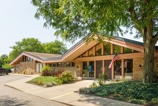 Plus de détails pour 809 Center St, Lansing, MI - Bureau à louer