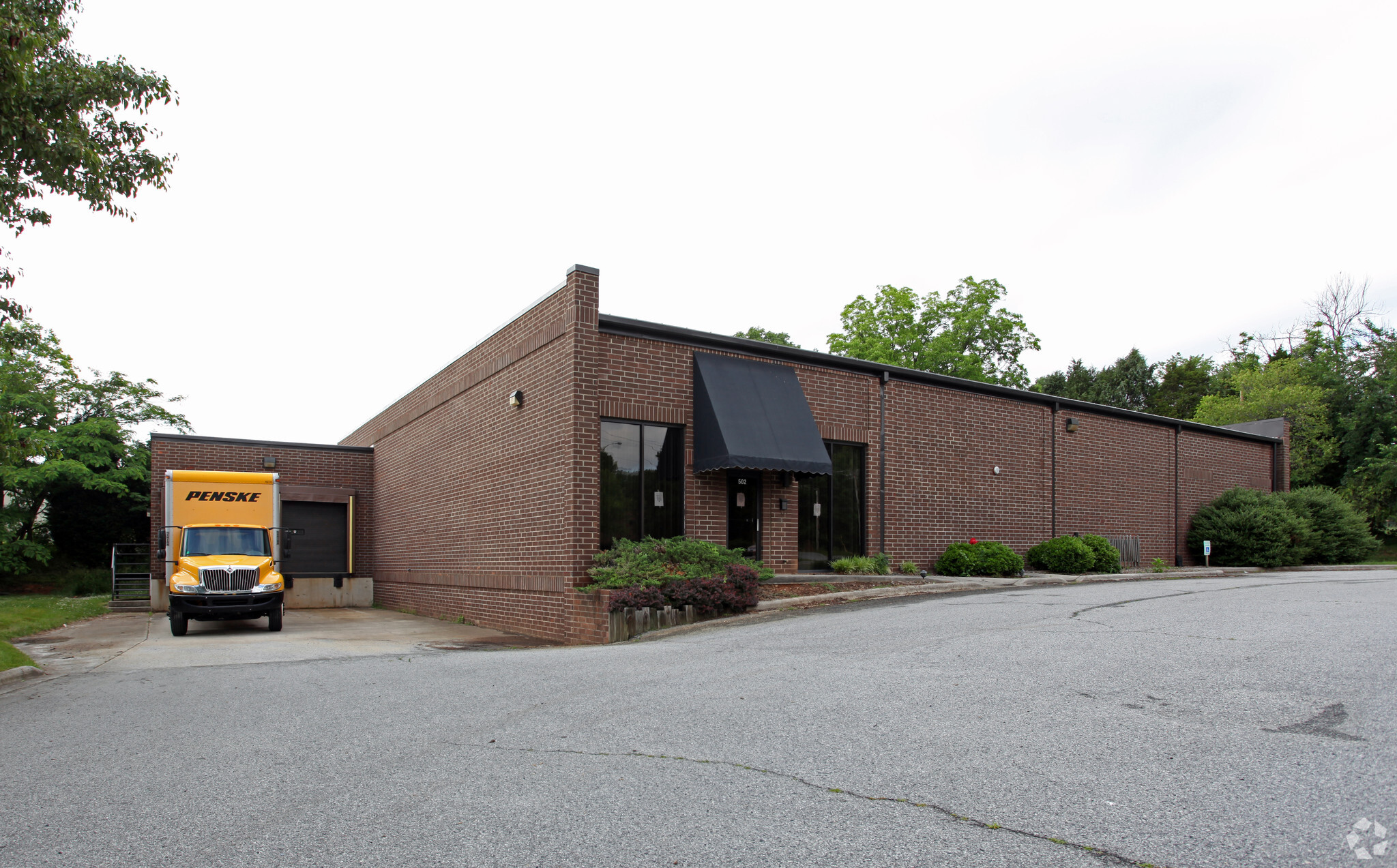 502 Old Thomasville Rd, High Point, NC for sale Building Photo- Image 1 of 9