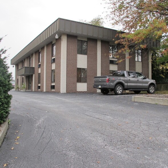 20 S 36th St, Camp Hill, PA à louer - Photo du bâtiment - Image 2 de 2