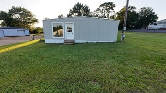 Plus de détails pour 1101 US-59, Queen City, TX - Bureau à vendre