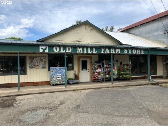 Plus de détails pour 327 River Rd, Cottage Grove, OR - Commerce de détail à vendre