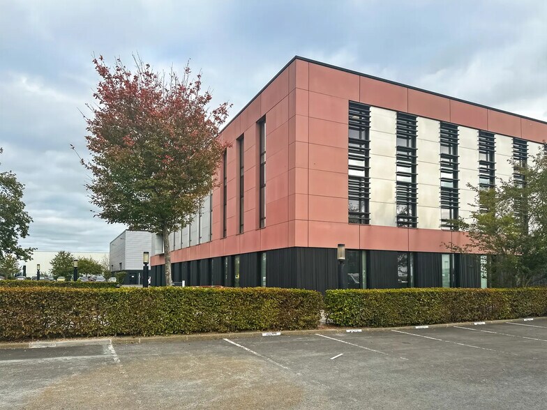 Espace de cotravail dans Lesquin à louer - Photo du bâtiment - Image 2 de 51