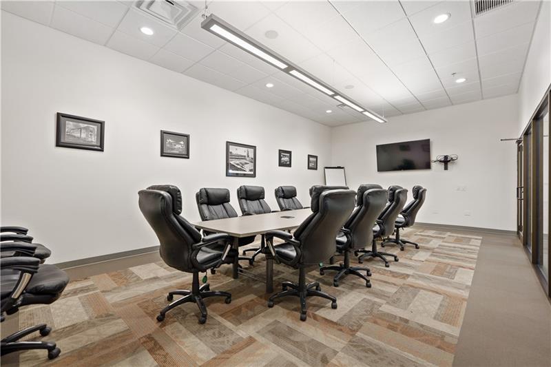 7025 Clairton Rd, West Mifflin, PA à louer - Photo intérieure - Image 3 de 36