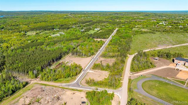 1-18 TBD Dolomite Dr, Hancock, MI à vendre Photo principale- Image 1 de 2