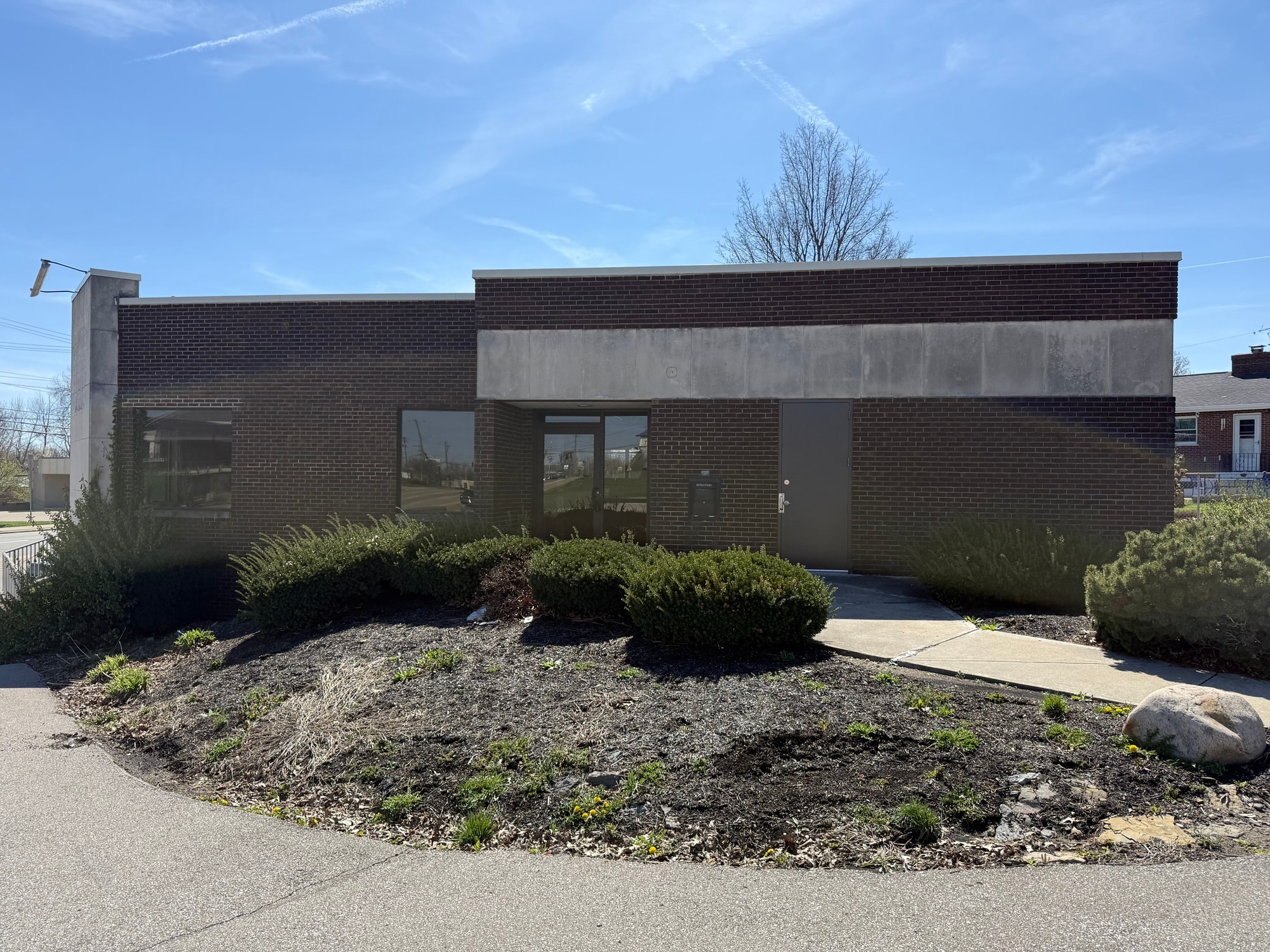 6890 Dixie Hwy, Florence, KY for lease Primary Photo- Image 1 of 7