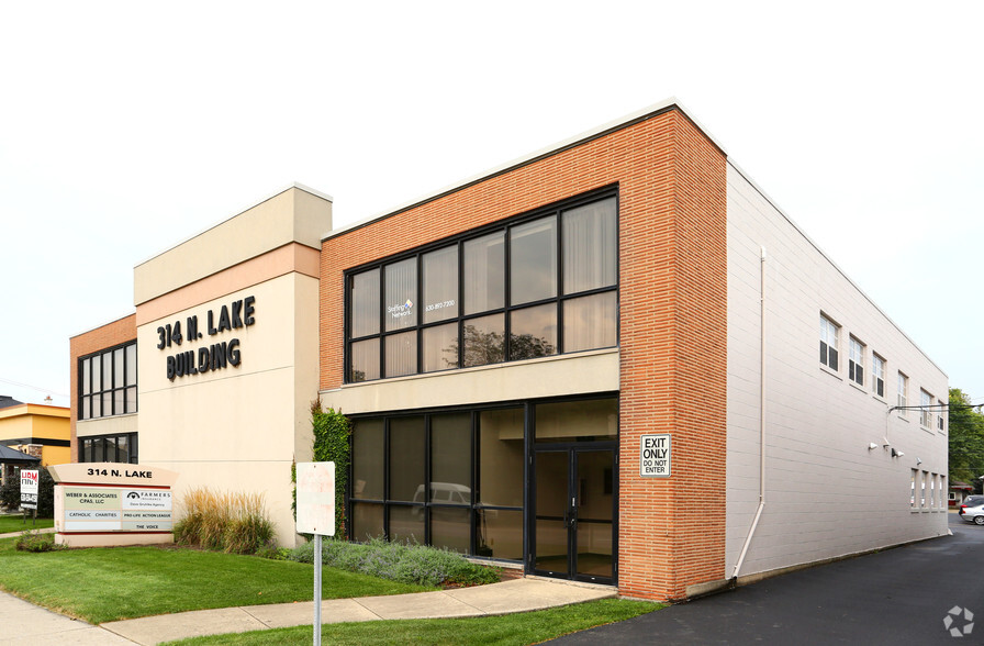 314 N Lake St, Aurora, IL for lease - Building Photo - Image 2 of 7