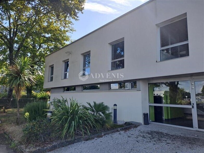Bureau dans La Chapelle-sur-Erdre à vendre - Photo du bâtiment - Image 1 de 8