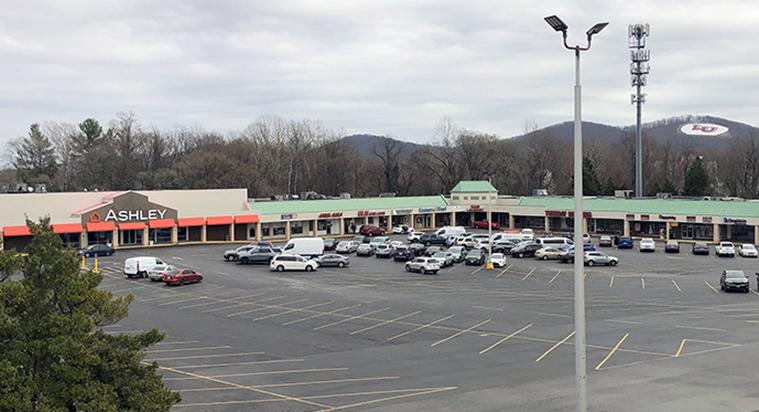 2110-2148 Wards Rd, Lynchburg, VA for lease - Building Photo - Image 2 of 2