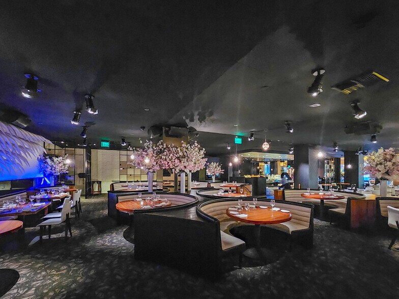 930 Hilgard Ave, Los Angeles, CA à louer - Photo du bâtiment - Image 2 de 9