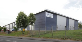 Plus de détails pour Kingsway, Bridgend - Industriel à louer